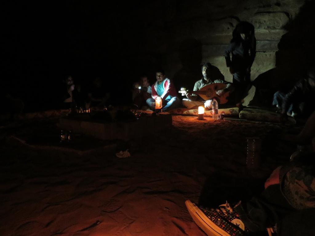 Wadi Rum Sleep Under The Stars 外观 照片