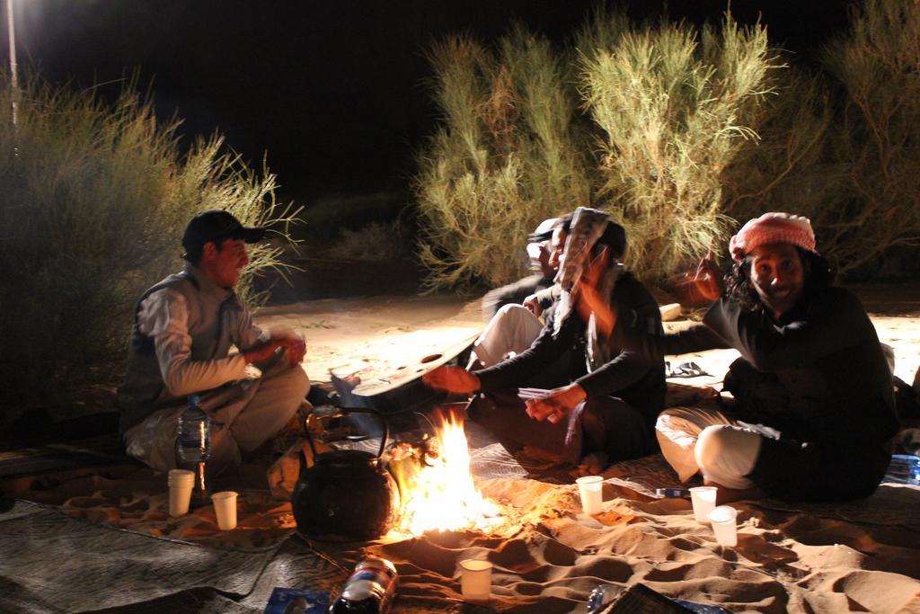 Wadi Rum Sleep Under The Stars 外观 照片