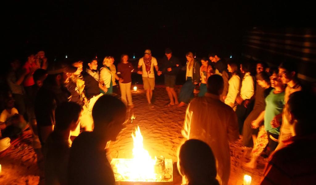 Wadi Rum Sleep Under The Stars 外观 照片